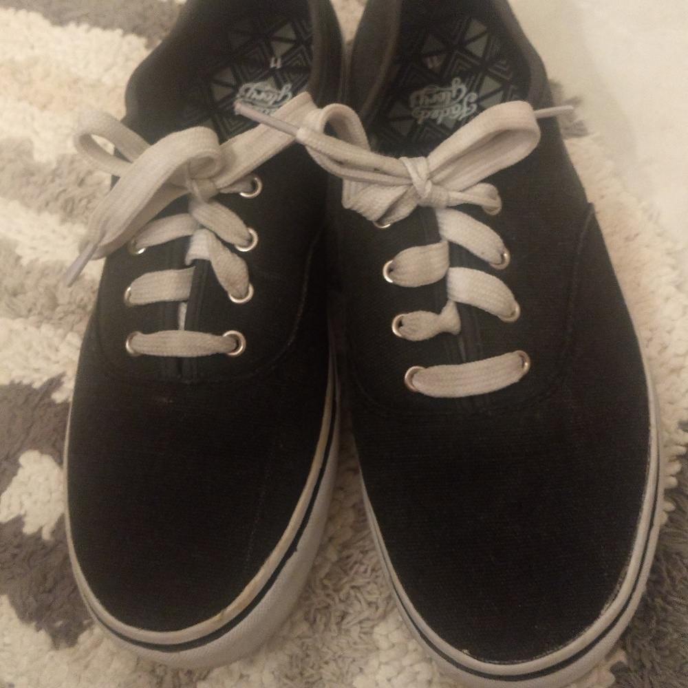 Faded Glory Sneakers in Size 11M